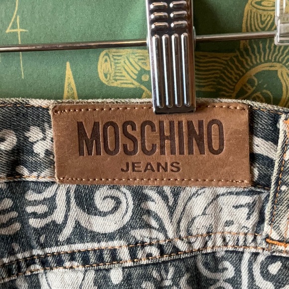 Moschino jeans - Picture 3 of 5